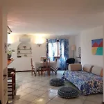 La Casa Degli Ospiti Apartament Neapol