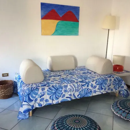 La Casa Degli Ospiti * Neapol